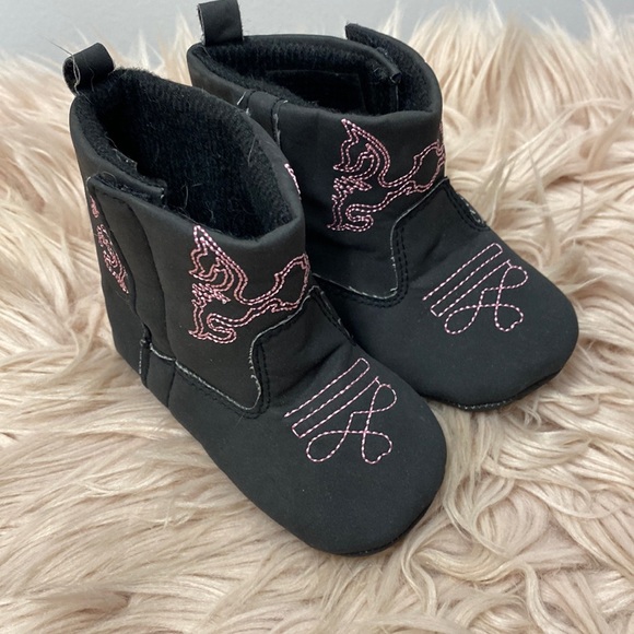 Cowgirl Slippers - Picture 1 of 4